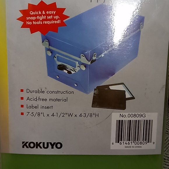 Small storage box for desk, card files, or disks New green storage organizer - Picture 5 of 7